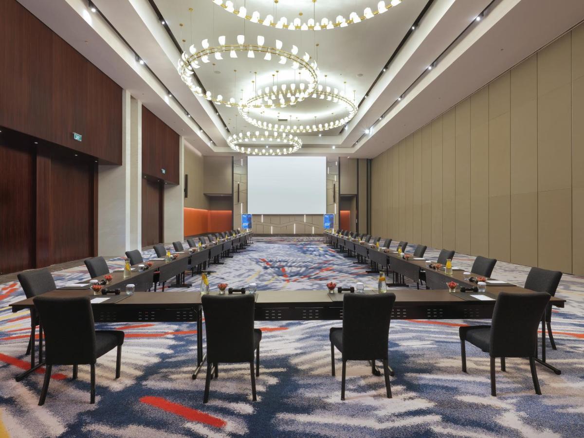 Pullman Bandung Grand Central Luaran gambar