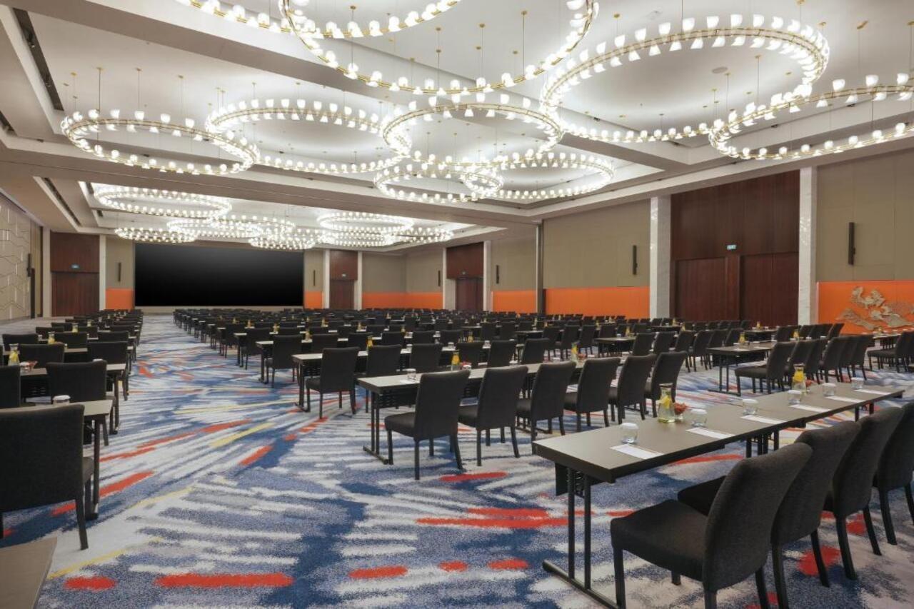 Pullman Bandung Grand Central Luaran gambar